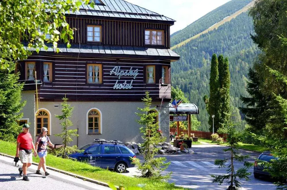 Alpský hotel